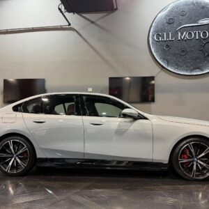 BMW 550e M-Expressive Ultimate 2025 3.0 (490 כ״ס)