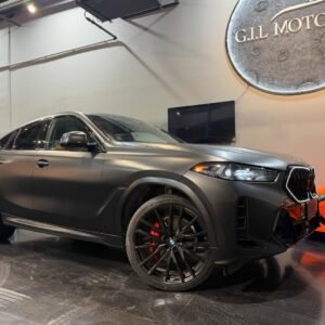 BMW X6 xDrive M-Superior 40i Black 2026 3.0 (375 כ"ס)